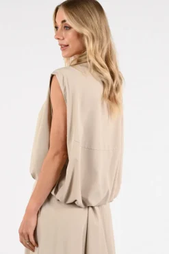 Aimée the label lowen Gilet Zand