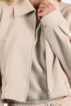 Aimée the label lys Bomber Zand