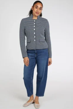 B Three joli Blazer Marine