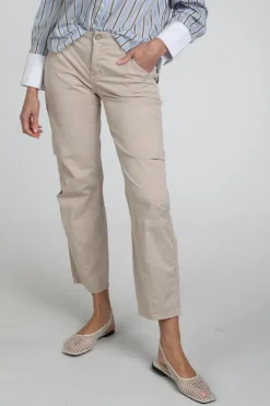 Florez Evia  Broek Zand