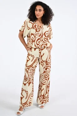 Geisha 63435-26 Blouse korte mouw Camel