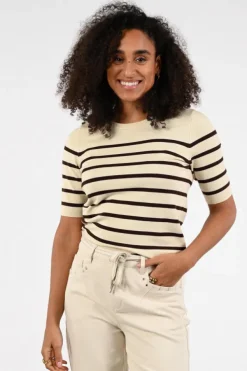 Geisha 64011-10 Pull korte mouw Off white