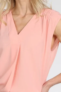 Marc Cain AS 51.23 W70 Blouse mouwloos Zalm
