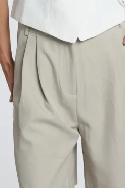Neo Noir 164538 Short Zand