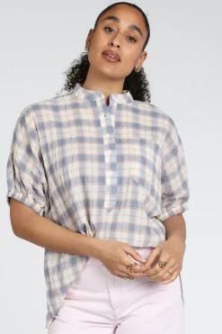 Penn & Ink S26F1822 Blouse korte mouw Licht blauw