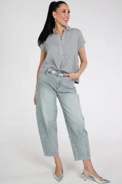 Penn & Ink S26Z848 Blouse mouwloos Licht grijs
