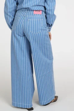 Pom Amsterdam SP9519 Coloured jeans Blue denim