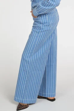Pom Amsterdam SP9519 Coloured jeans Blue denim