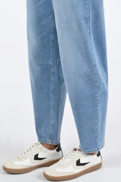 Rosner Mara tapered Jeans Light blue denim