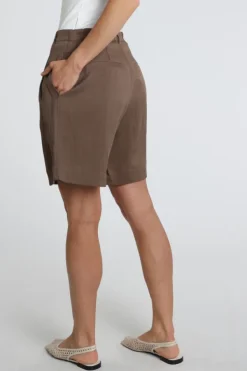 Yaya 01-321032-605 Short Bruin